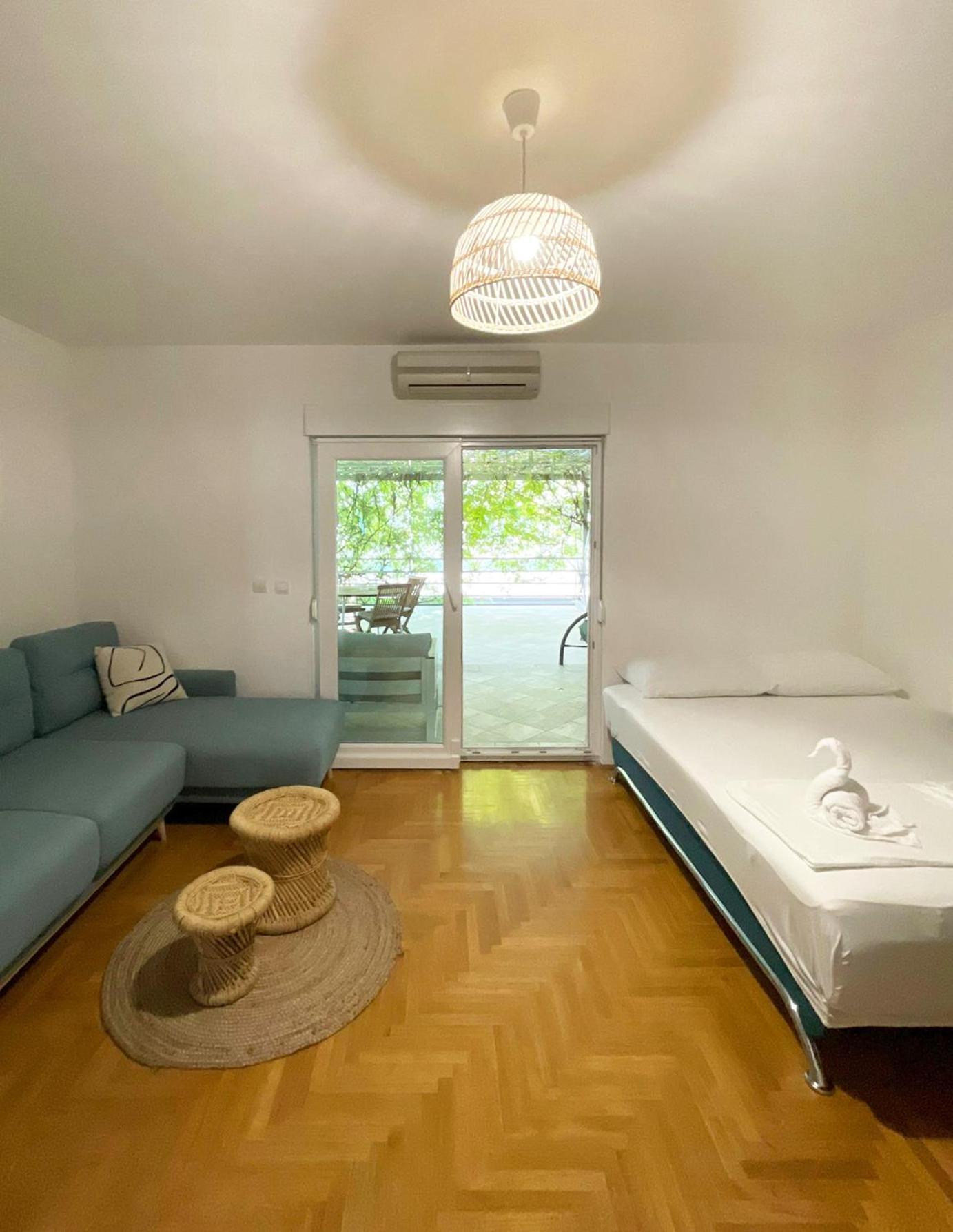 Apartment Dalmatino Baška Voda Exteriör bild