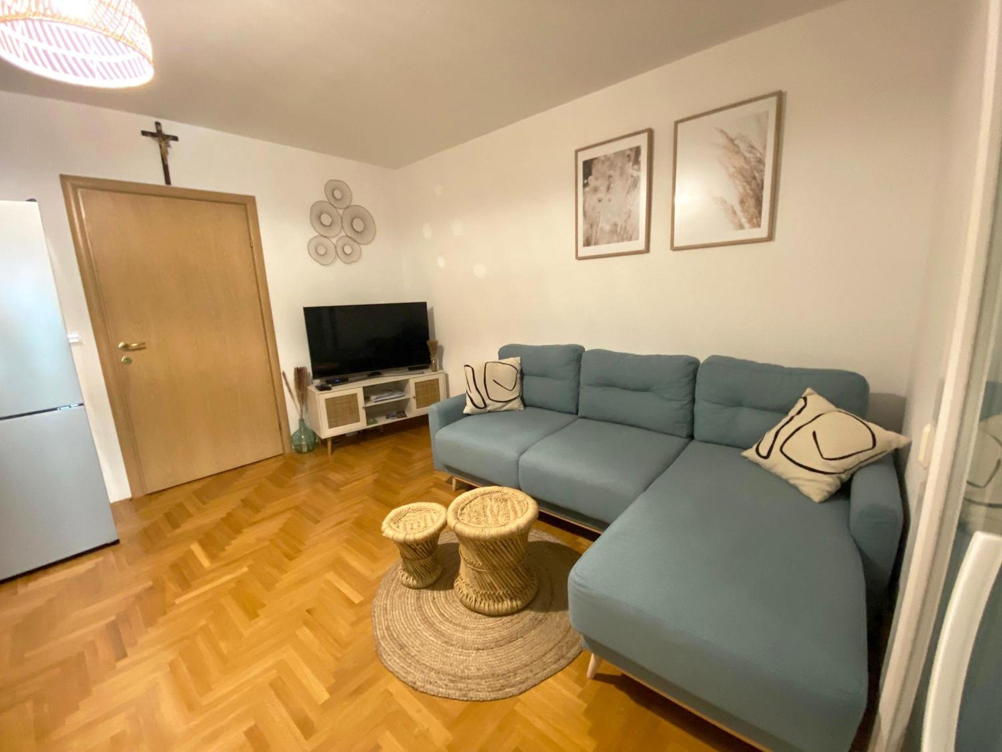 Apartment Dalmatino Baška Voda Exteriör bild